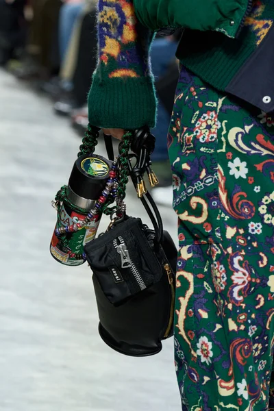 Look 144